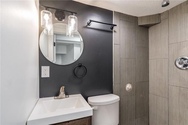 8810 SMART Avenue, Independence, MO 64053