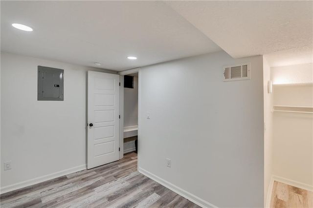 8810 SMART Avenue, Independence, MO 64053