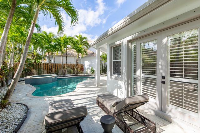 2443 PLAYERS Court, Wellington, FL 33414
