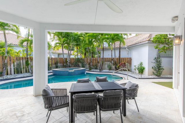 2443 PLAYERS Court, Wellington, FL 33414