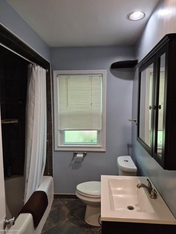 20007 Elizabeth Street, St Clair Shores, MI 48080
