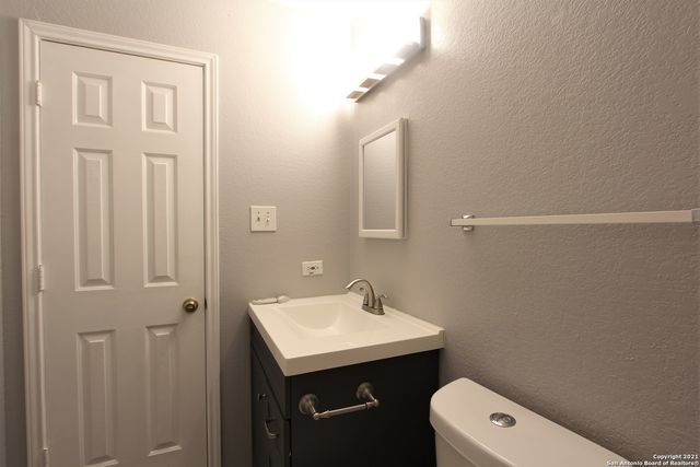 2518 paddle, San Antonio, TX 78245