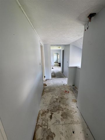 327 N Robinson Street, Schoolcraft, MI 49087