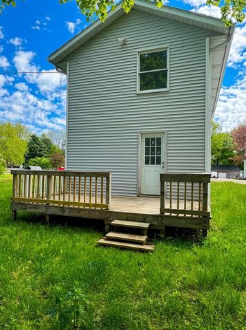 327 N Robinson Street, Schoolcraft, MI 49087