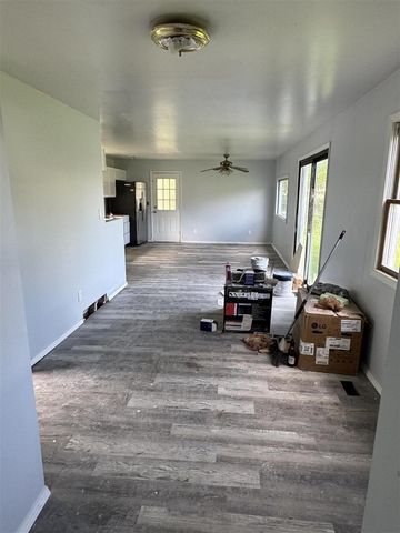 327 N Robinson Street, Schoolcraft, MI 49087