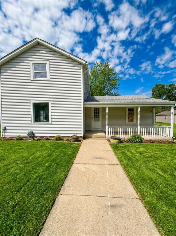 327 N Robinson Street, Schoolcraft, MI 49087