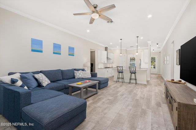 13801 HIDDEN OAKS Lane, Jacksonville, FL 32225