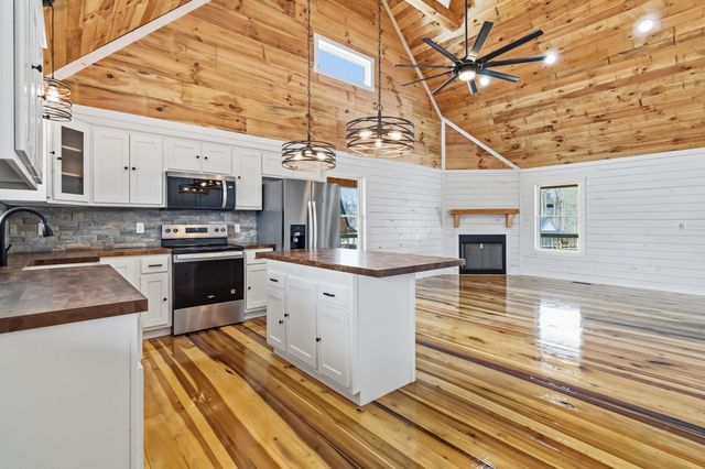 488 Pumpkin Creek Circle, Jamestown, KY 42629