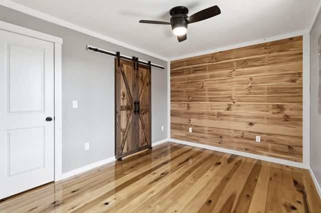 488 Pumpkin Creek Circle, Jamestown, KY 42629