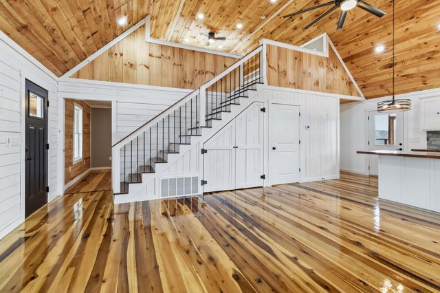 488 Pumpkin Creek Circle, Jamestown, KY 42629