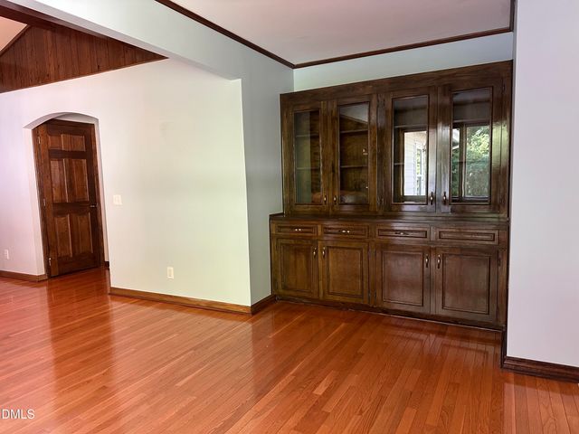 5201 Pine Drive, Raleigh, NC 27606