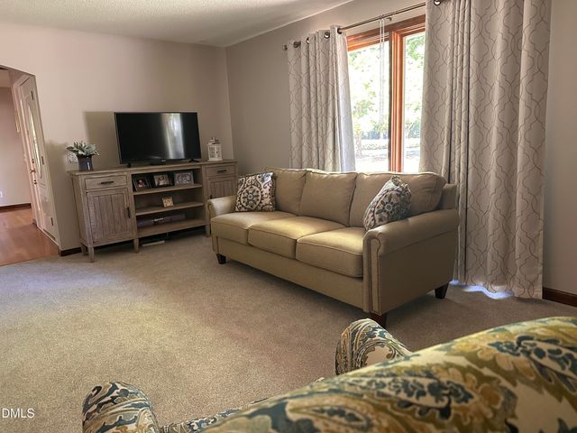 5201 Pine Drive, Raleigh, NC 27606