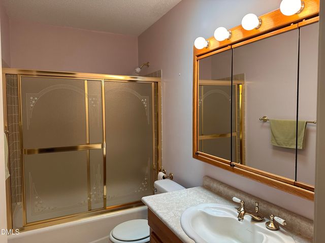 5201 Pine Drive, Raleigh, NC 27606