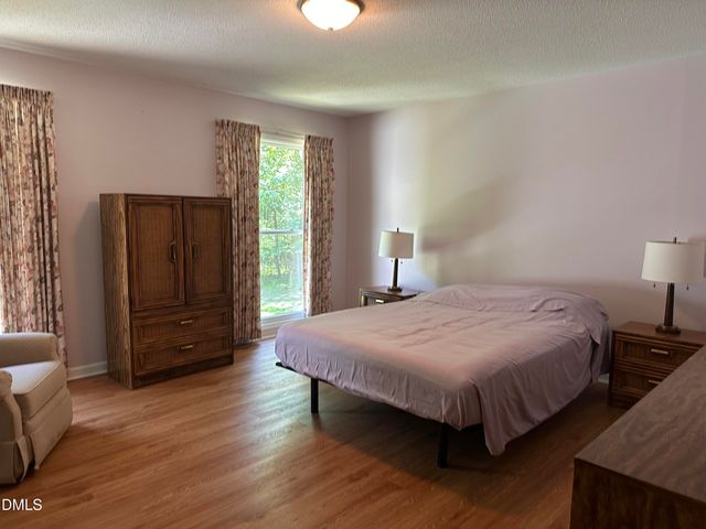 5201 Pine Drive, Raleigh, NC 27606