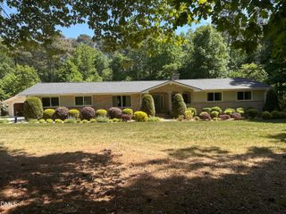 5201 Pine Drive, Raleigh, NC 27606