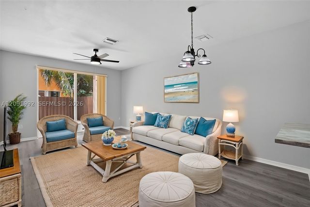 751 SE 2nd St 751, Homestead, FL 33030