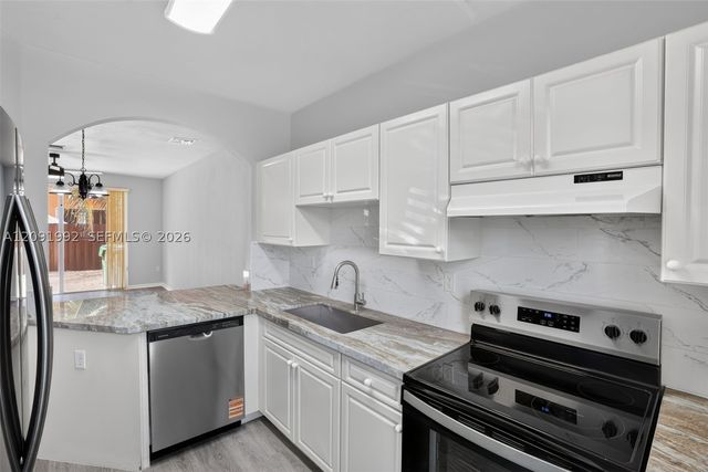 751 SE 2nd St 751, Homestead, FL 33030
