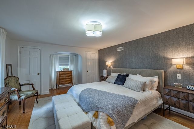 200 Wychwood Rd, Westfield Town, NJ 07090