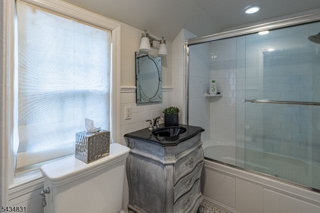 200 Wychwood Rd, Westfield Town, NJ 07090