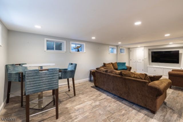 200 Wychwood Rd, Westfield Town, NJ 07090