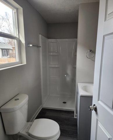 224 N 8TH Street, Council Bluffs, IA 51503