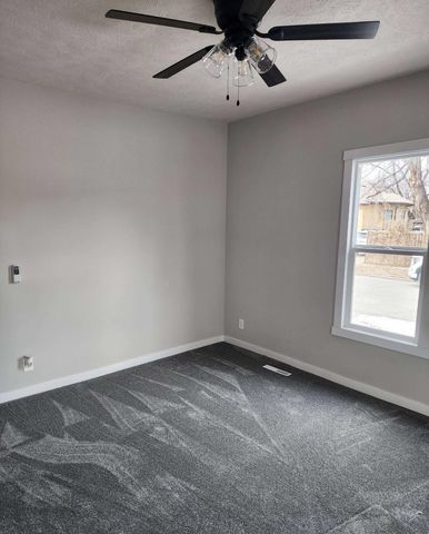 224 N 8TH Street, Council Bluffs, IA 51503