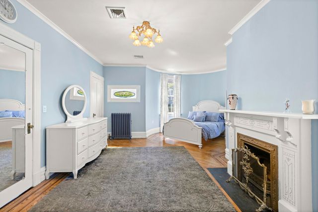 70 RIDGE RD, Rutherford, NJ 07070