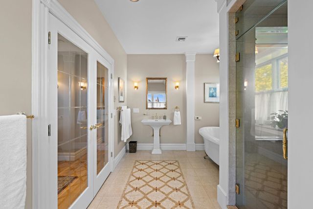 70 RIDGE RD, Rutherford, NJ 07070