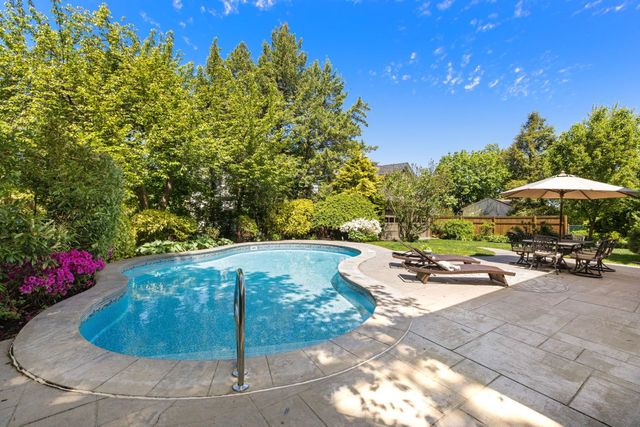 70 RIDGE RD, Rutherford, NJ 07070