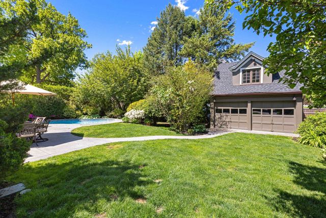 70 RIDGE RD, Rutherford, NJ 07070