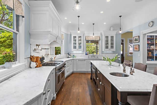 70 RIDGE RD, Rutherford, NJ 07070
