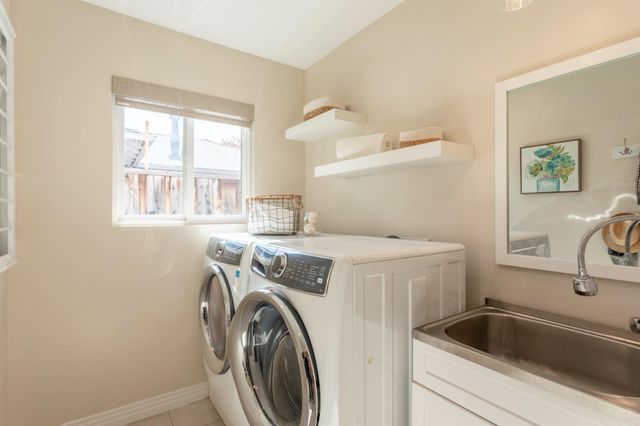 167 F Street, Redwood City, CA 94063