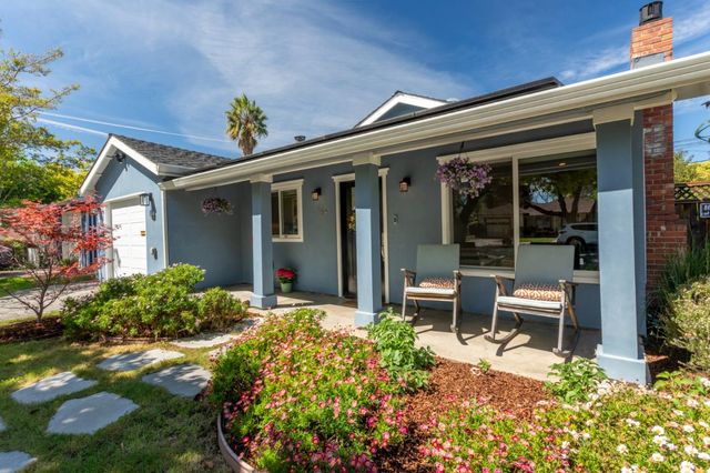 167 F Street, Redwood City, CA 94063