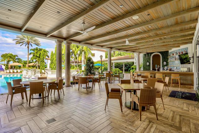 184 Viera Drive, Palm Beach Gardens, FL 33418