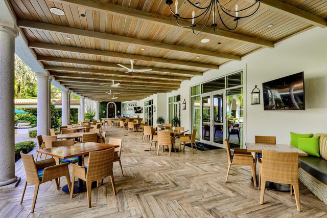 184 Viera Drive, Palm Beach Gardens, FL 33418