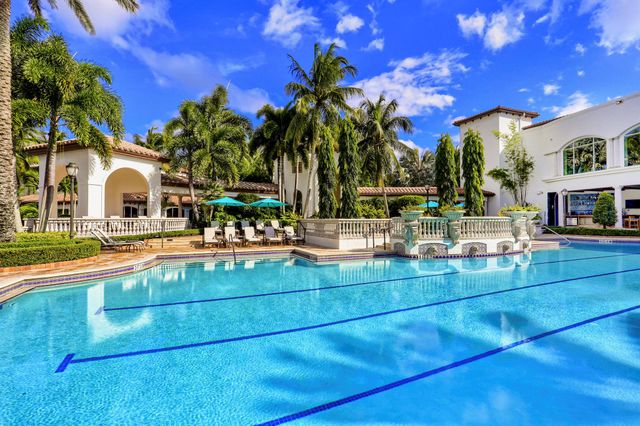 184 Viera Drive, Palm Beach Gardens, FL 33418