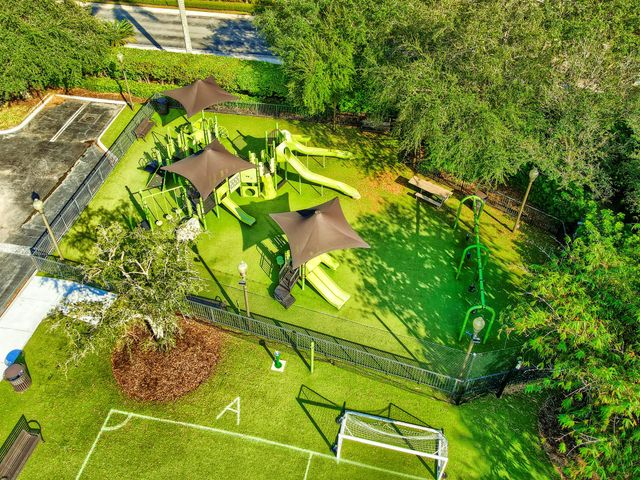 184 Viera Drive, Palm Beach Gardens, FL 33418