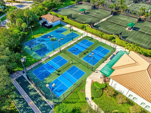 184 Viera Drive, Palm Beach Gardens, FL 33418