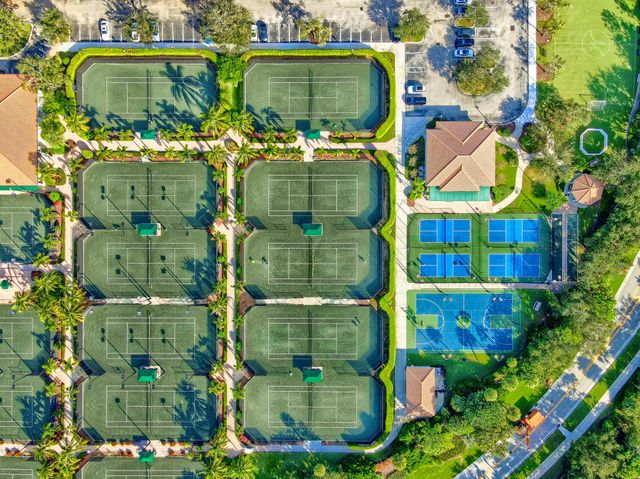 184 Viera Drive, Palm Beach Gardens, FL 33418