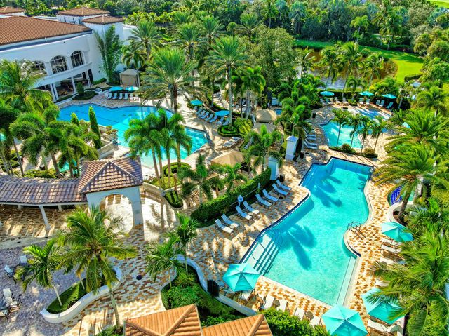 184 Viera Drive, Palm Beach Gardens, FL 33418