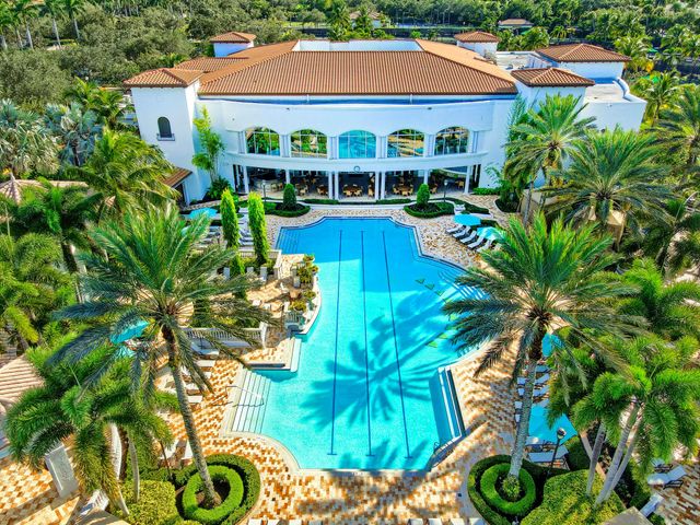 184 Viera Drive, Palm Beach Gardens, FL 33418