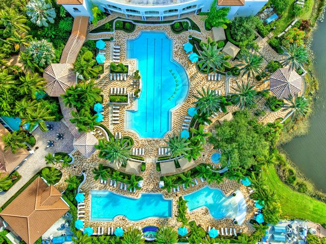 184 Viera Drive, Palm Beach Gardens, FL 33418