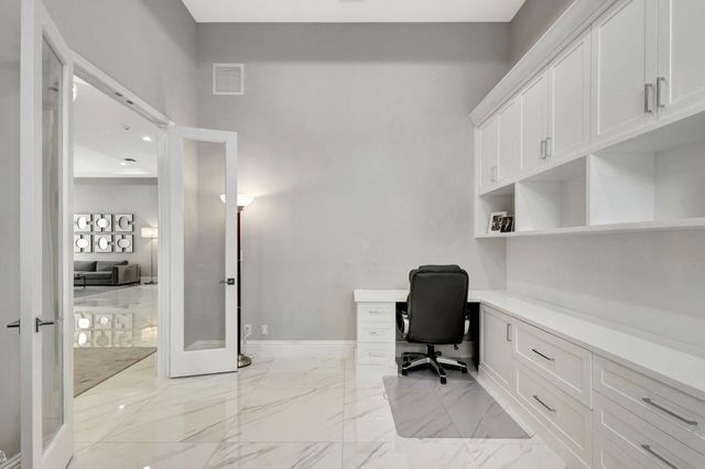 184 Viera Drive, Palm Beach Gardens, FL 33418