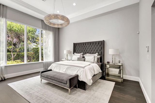 184 Viera Drive, Palm Beach Gardens, FL 33418