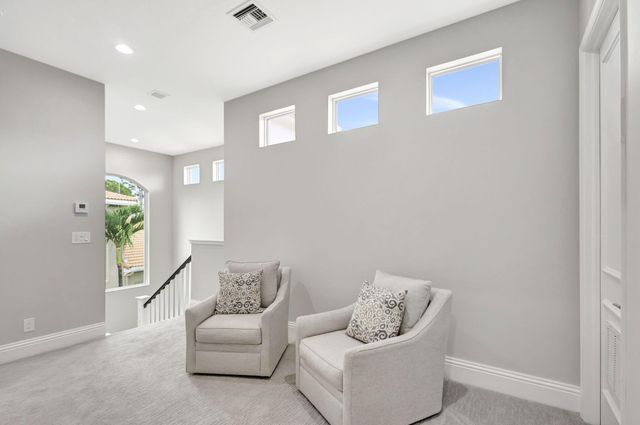 184 Viera Drive, Palm Beach Gardens, FL 33418