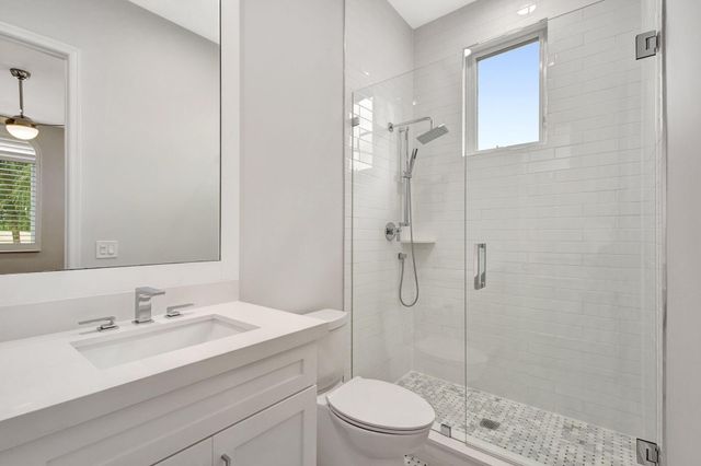 184 Viera Drive, Palm Beach Gardens, FL 33418