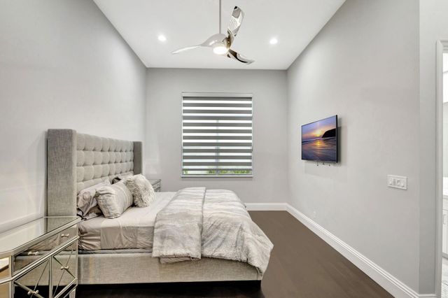 184 Viera Drive, Palm Beach Gardens, FL 33418