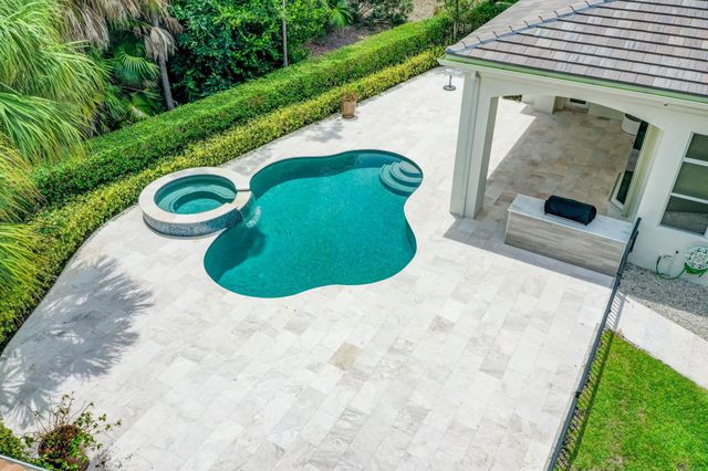 184 Viera Drive, Palm Beach Gardens, FL 33418