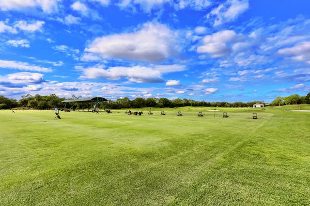 184 Viera Drive, Palm Beach Gardens, FL 33418