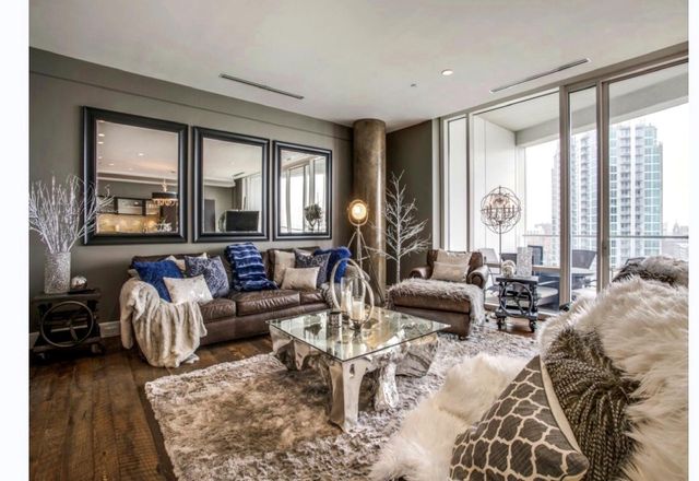 2408 Victory Park Lane 1034, Dallas, TX 75219